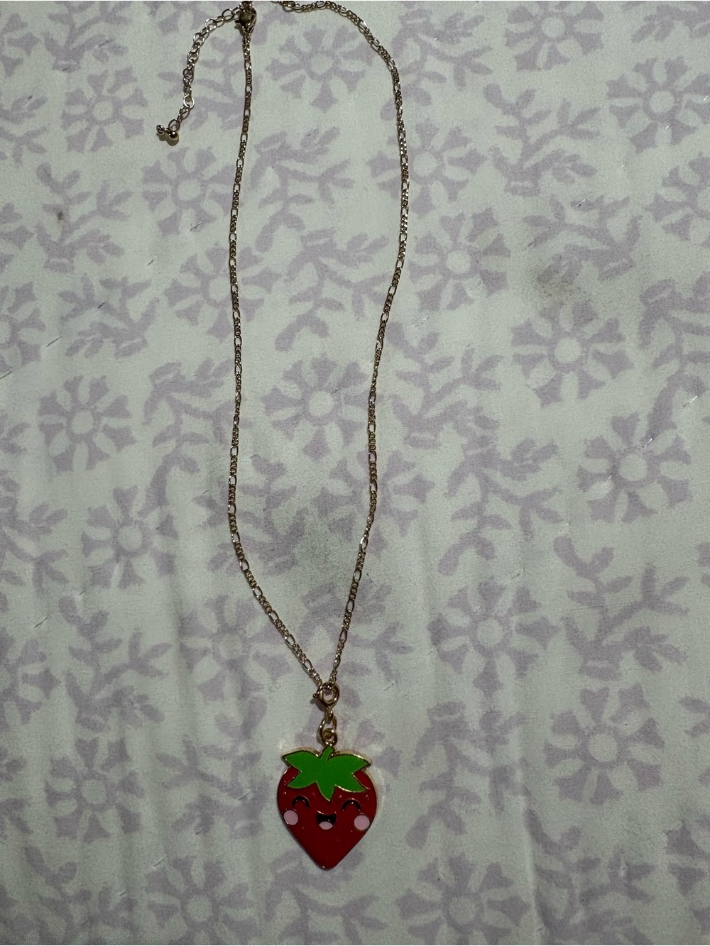 Kawaii Red Strawberry Pendant Necklace with Green Leaf Accent